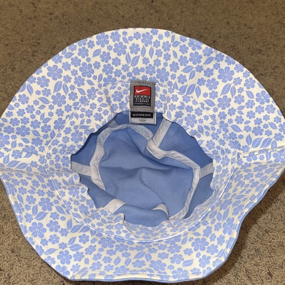 UNC Bucket Hat - Picture 8 of 12